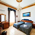Euro فندق 4*