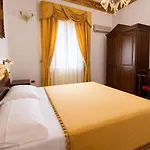 Euro Hotel 4*