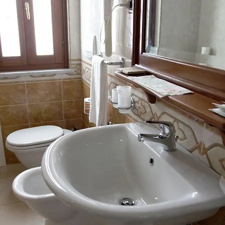 Euro 4* イグレージアス