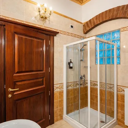 Euro Hotel